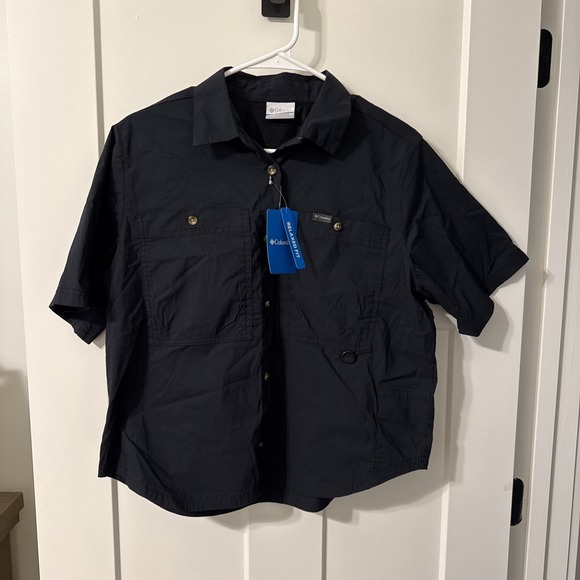 Columbia Tops - Columbia Brea Falls Woven Shirt Womens M Black Short Sleeve Button Up NWT